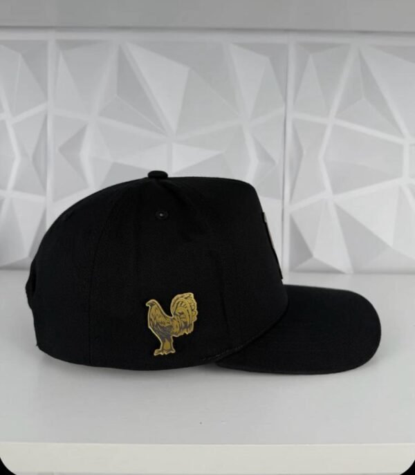 Gold Gallo Placa Gorra-Negra - Image 3